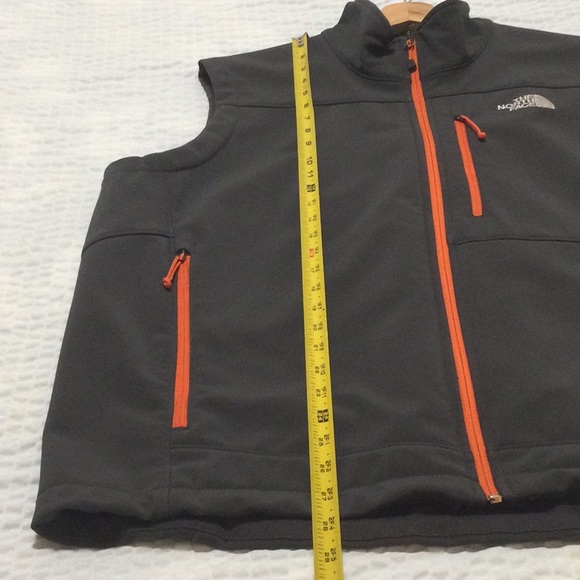 EUC Mens XL The North Face Gray/Orange Vest - Picture 3 of 16